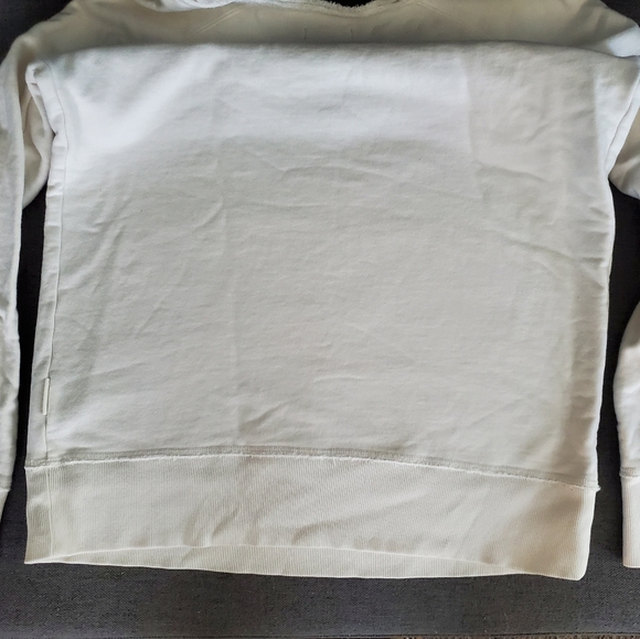 White calvin klein sweatshirt - Picture 4 of 4